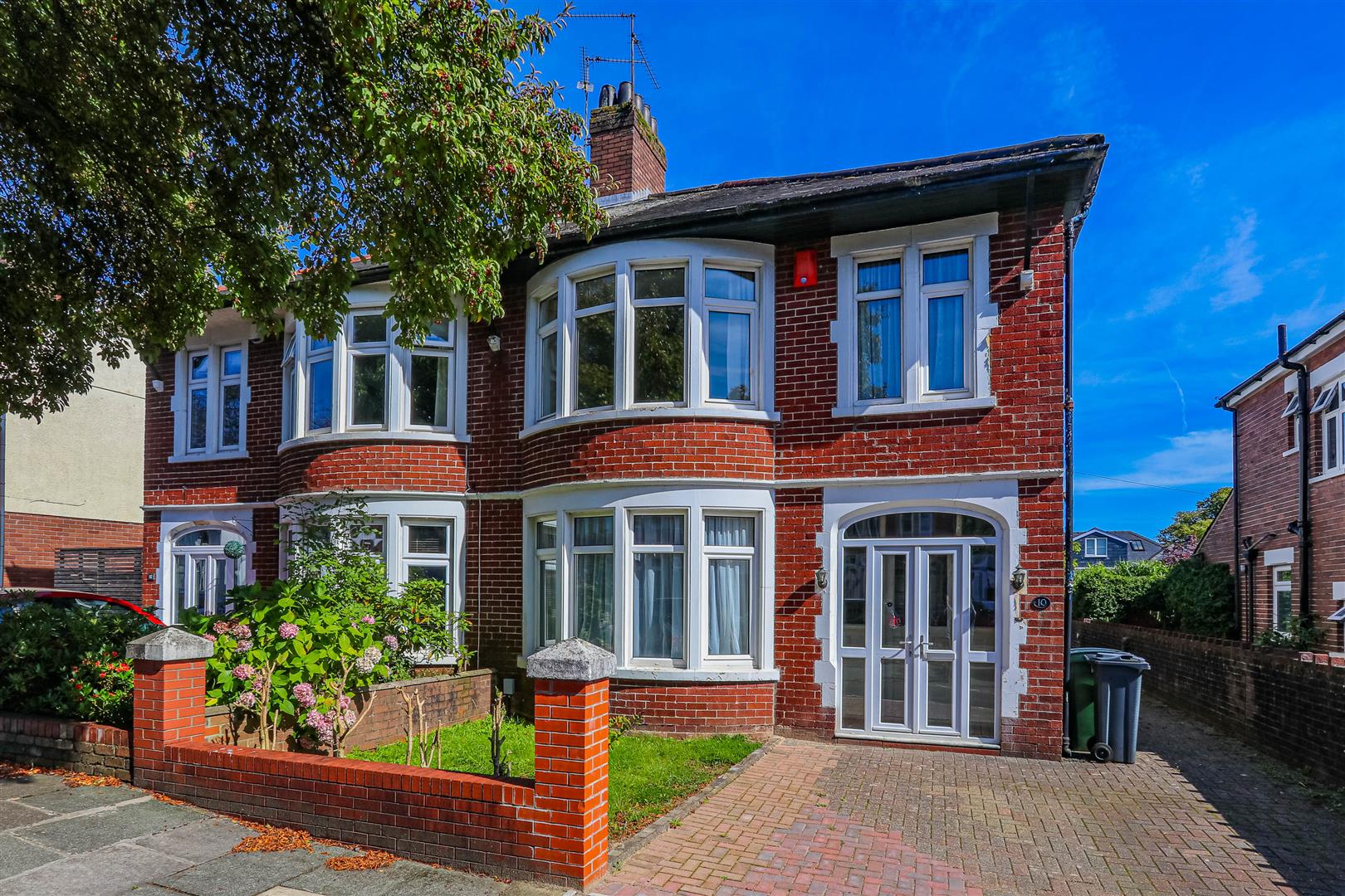 Windermere Avenue, Roath Park